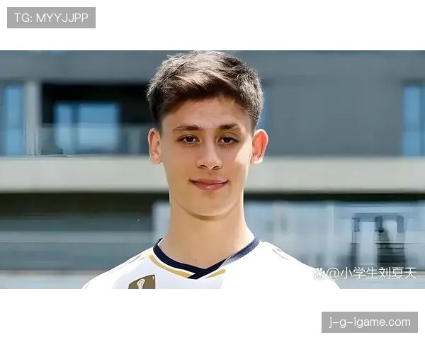 世界杯新星闪耀:年轻才俊崭露头角,引领足球新风潮 世界杯新星闪耀:年轻才俊崭露头角,引领足球新风潮