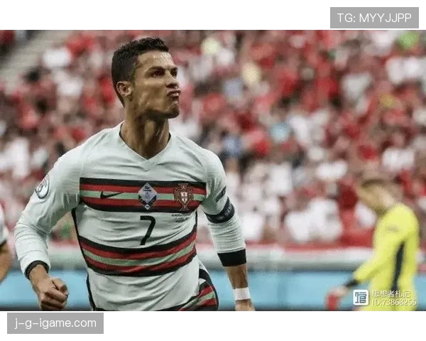 C罗自律铸就传奇：持续巅峰状态引全球关注