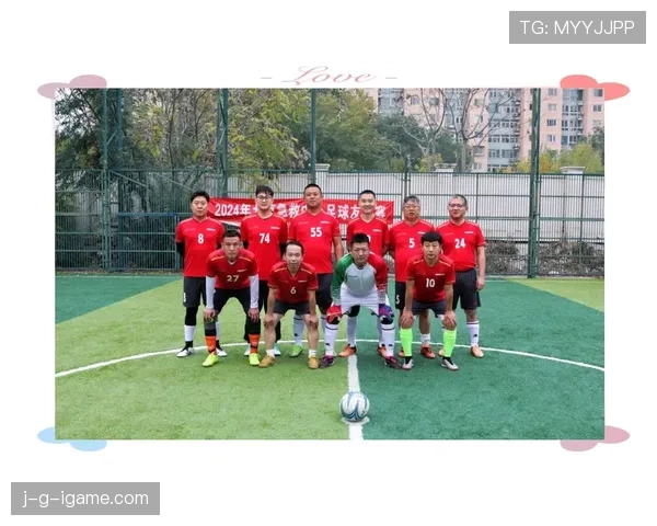 足球队长如何引领团队精神并提升赛场表现引关注