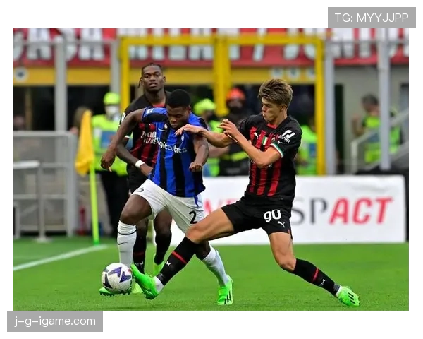 AC米兰中场缺少关键连接点,组织推进效率受限 AC米兰中场缺少关键连接点,组织推进效率受限