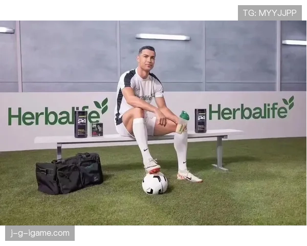 C罗早餐点的那杯咖啡比我月租还贵